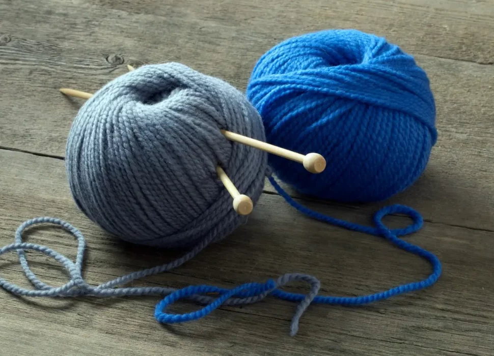 dwie grube włóczki